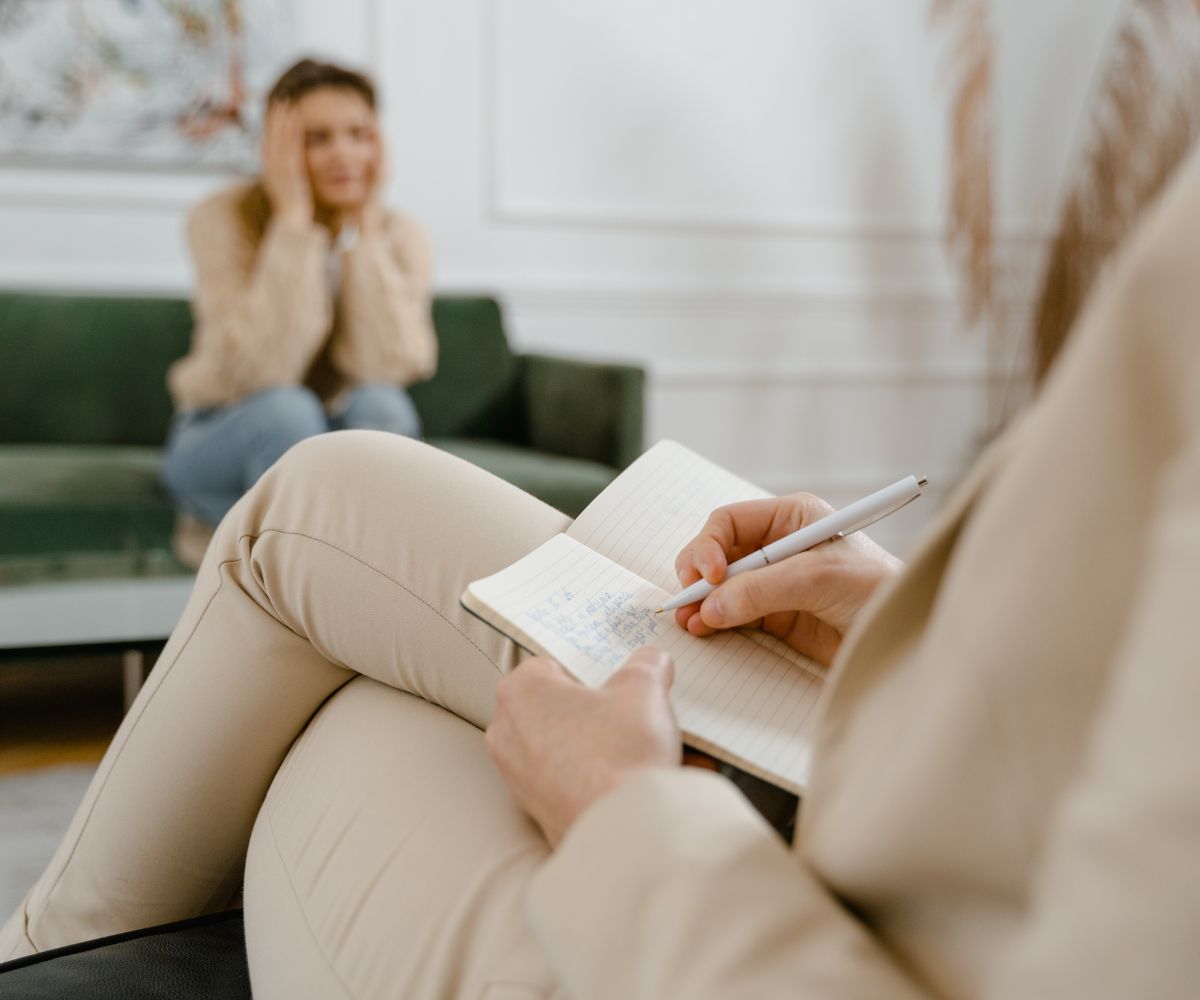 Read more about the article Transform Your Life: Comprehensive Anxiety Treatment at Merlin Health