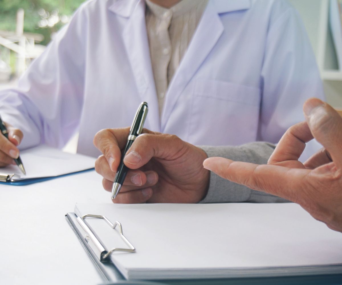 Read more about the article Recognizing When It’s Time to Seek Professional Help